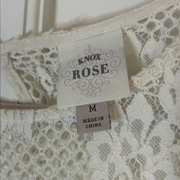 Knox Rose Lace Top - Picture 3 of 7